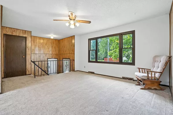 404 E Gardner ST, New Hampton, IA 50659