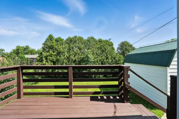 404 E Gardner ST, New Hampton, IA 50659