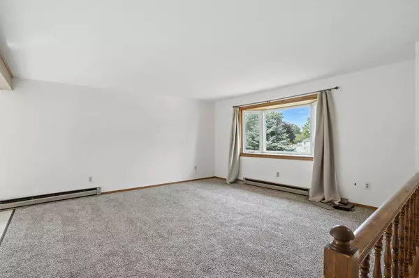 304 1st ST, Elma, IA 50628