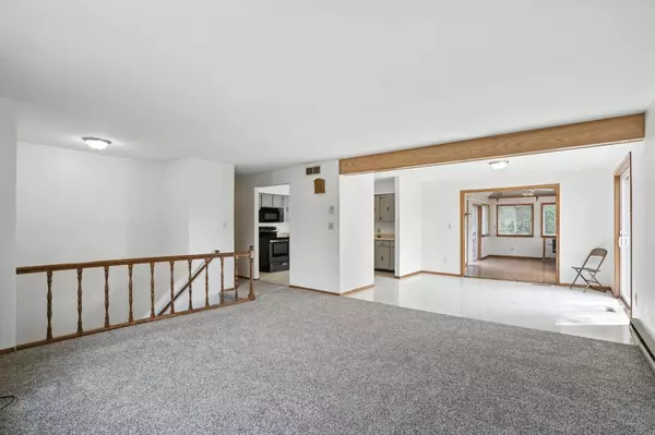 304 1st ST, Elma, IA 50628