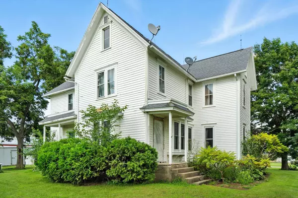 2370 EXETER AVE, Ionia, IA 50645