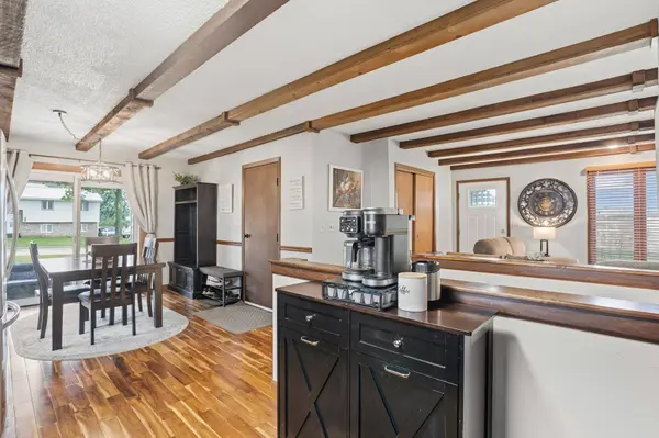 212 S SHEAKLEY AVE, New Hampton, IA 50659