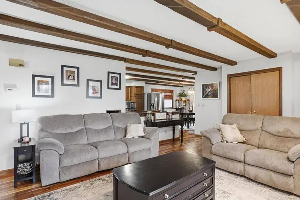 212 S SHEAKLEY AVE, New Hampton, IA 50659