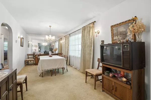 1921 235th ST, New Hampton, IA 50659