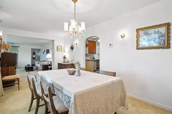 1921 235th ST, New Hampton, IA 50659