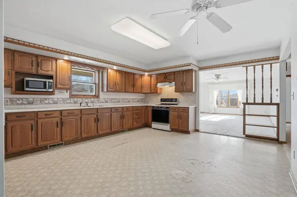 228 N Pleasant Hill AVE, New Hampton, IA 50659