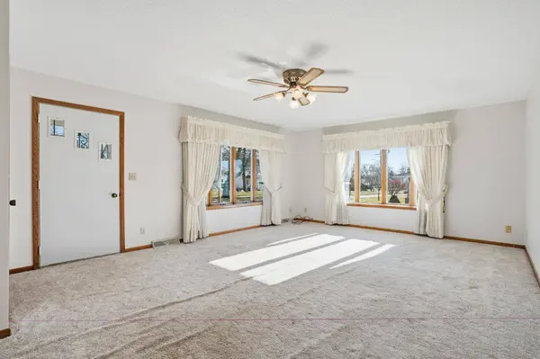 228 N Pleasant Hill AVE, New Hampton, IA 50659