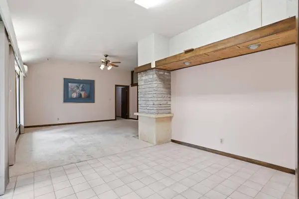 115 N LINN AVE, New Hampton, IA 50659