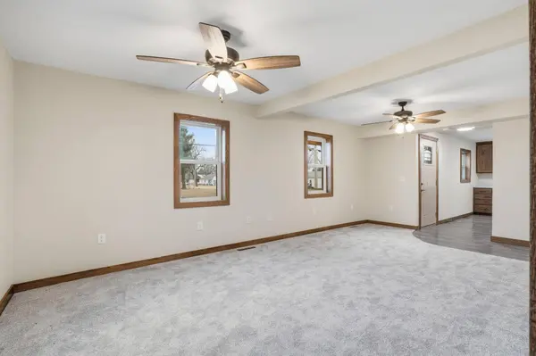 103 E Logan ST, New Hampton, IA 50659