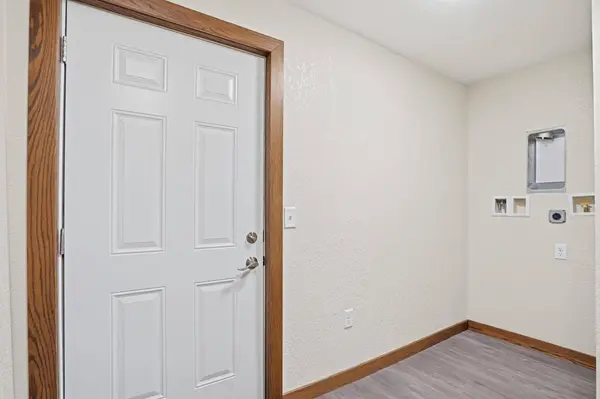 103 E Logan ST, New Hampton, IA 50659