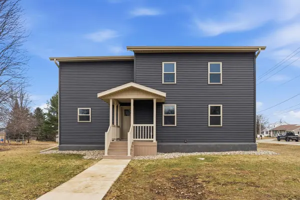 103 E Logan ST, New Hampton, IA 50659