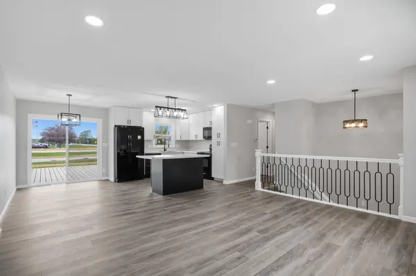 1 S Western AVE, New Hampton, IA 50659