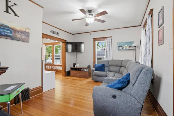 330 S Walnut AVE, New Hampton, IA 50659