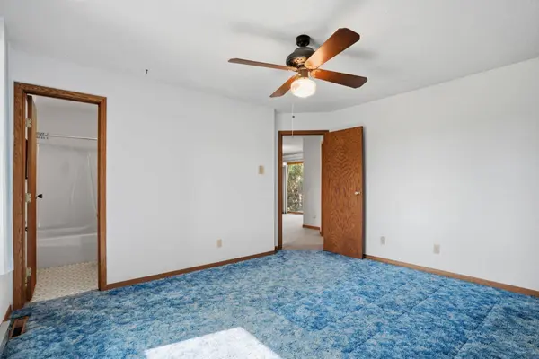 105 N EAST St, Lawler, IA 52154