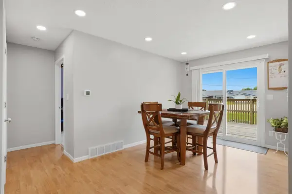 803 Sunset ST, New Hampton, IA 50659