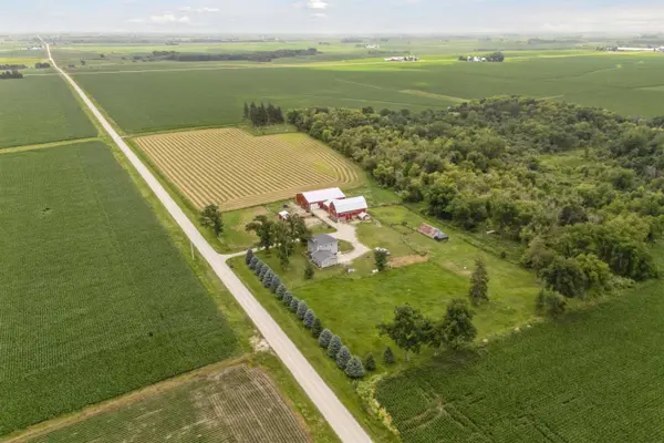 2682 110th ST, Fredericksburg, IA 50630