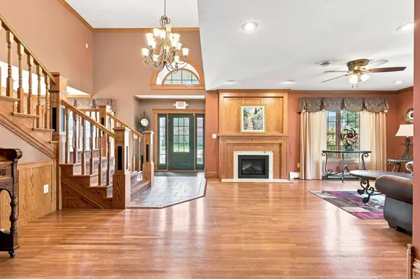14 E Hale ST, New Hampton, IA 50659