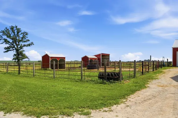 2682 110th ST, Fredericksburg, IA 50630