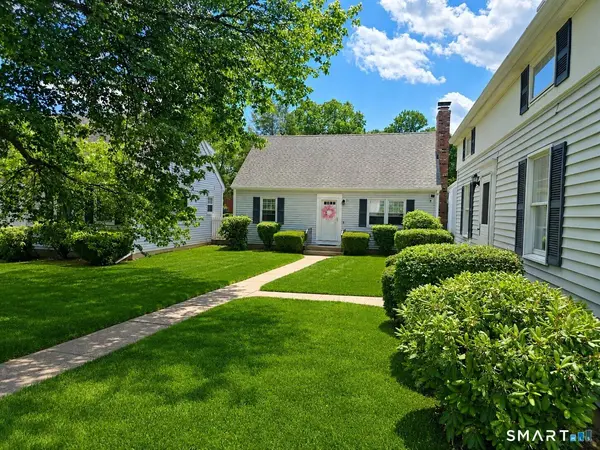 102 Wetherell Street #11