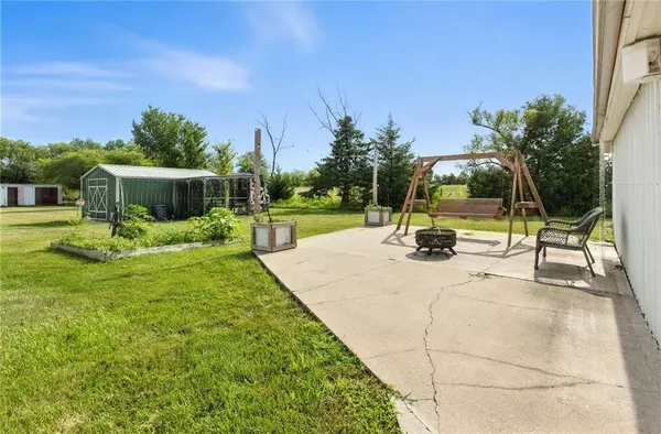 11123 C HWY, Richmond, MO 64085