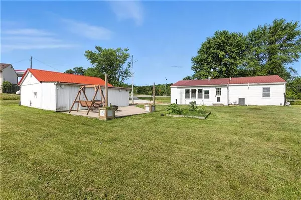 11123 C HWY, Richmond, MO 64085