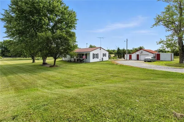 11123 C HWY, Richmond, MO 64085