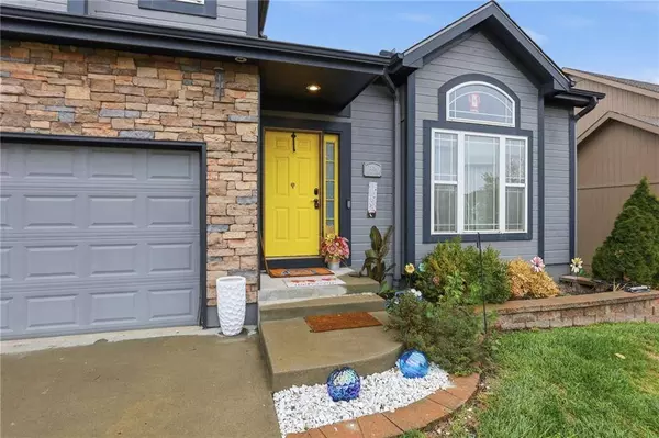 7806 NE 111th TER, Kansas City, MO 64157