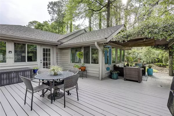 5 Blackgum PL, Hilton Head Island, SC 29926