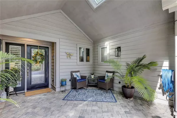 5 Blackgum PL, Hilton Head Island, SC 29926