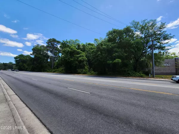 125 Parris Island GTWY Gateway, Beaufort, SC 29906