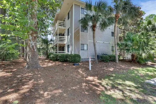 45 Folly Field RD #18I, Hilton Head Island, SC 29928