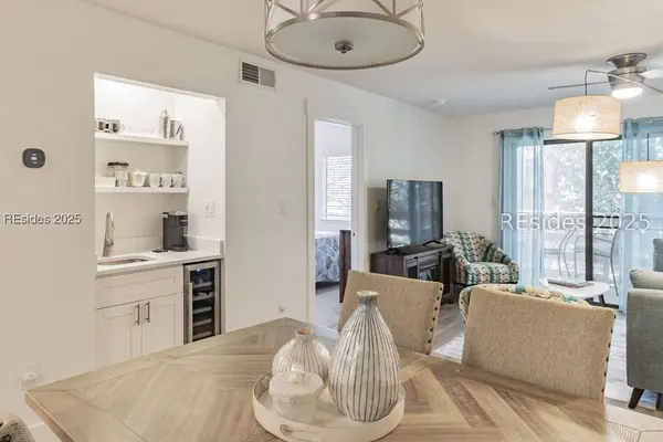 45 Folly Field RD #18I, Hilton Head Island, SC 29928