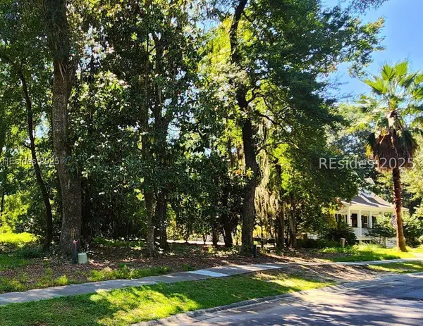 104 Palmetto PL, Beaufort, SC 29902