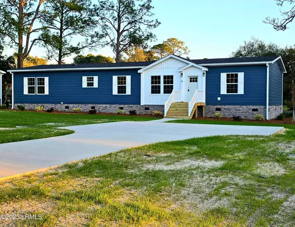 15 Vine ST Street, Hilton Head Island, SC 29926