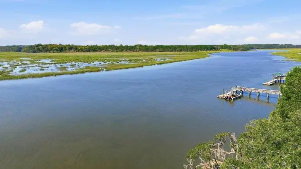 186 Bull Point Dr, Seabrook, SC 29940
