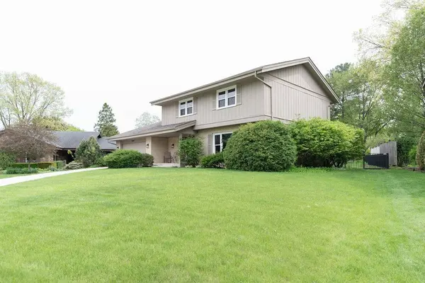 5841 Hoylake Drive, Rockford, IL 61107