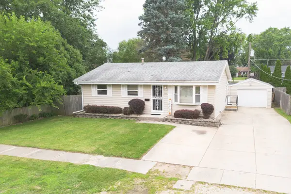 1527 S Main ST