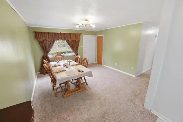 1129 Cloverdale Drive, Shreveport, LA 71118