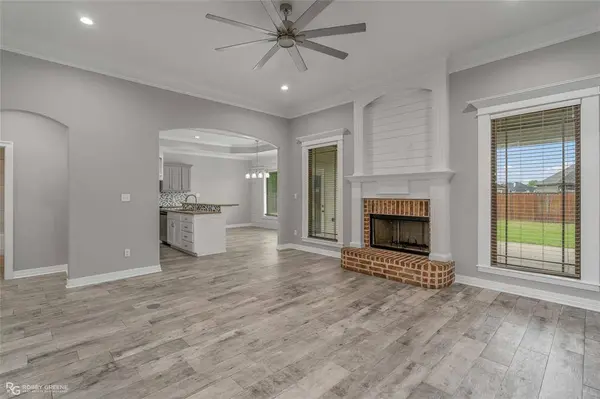 255 Arrowhead Drive, Bossier City, LA 71111