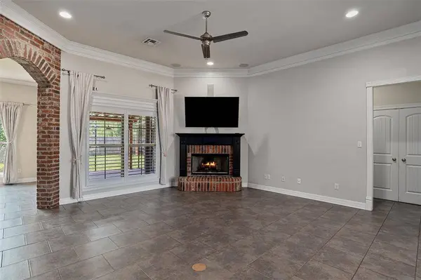 496 Brompton Lane, Bossier City, LA 71111