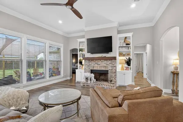 260 Arrowhead Drive, Bossier City, LA 71111