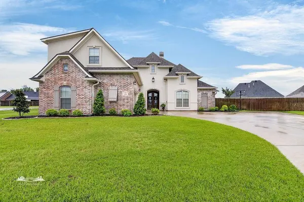 260 Arrowhead Drive, Bossier City, LA 71111
