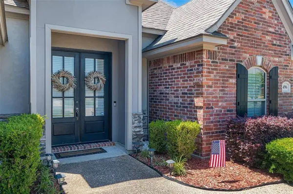 496 Brompton Lane, Bossier City, LA 71111