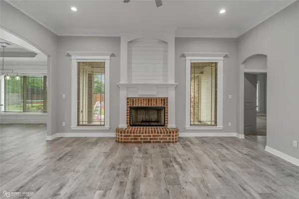 255 Arrowhead Drive, Bossier City, LA 71111