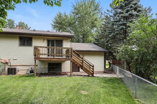 8215 Queen AVE N, Brooklyn Park, MN 55444