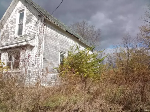 11899 S Hartford City Road, Warren, IN 46792-9623