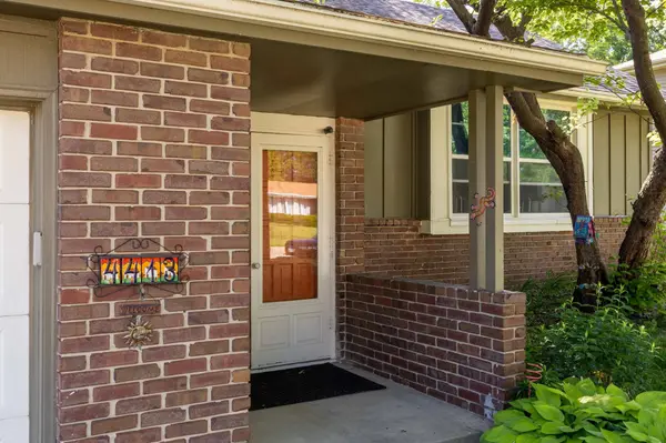 4413 73rd Place, Urbandale, IA 50322