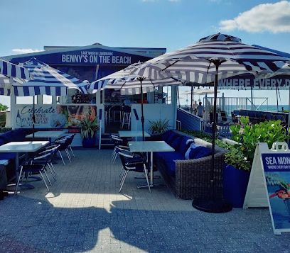 Benny’s On The Beach  