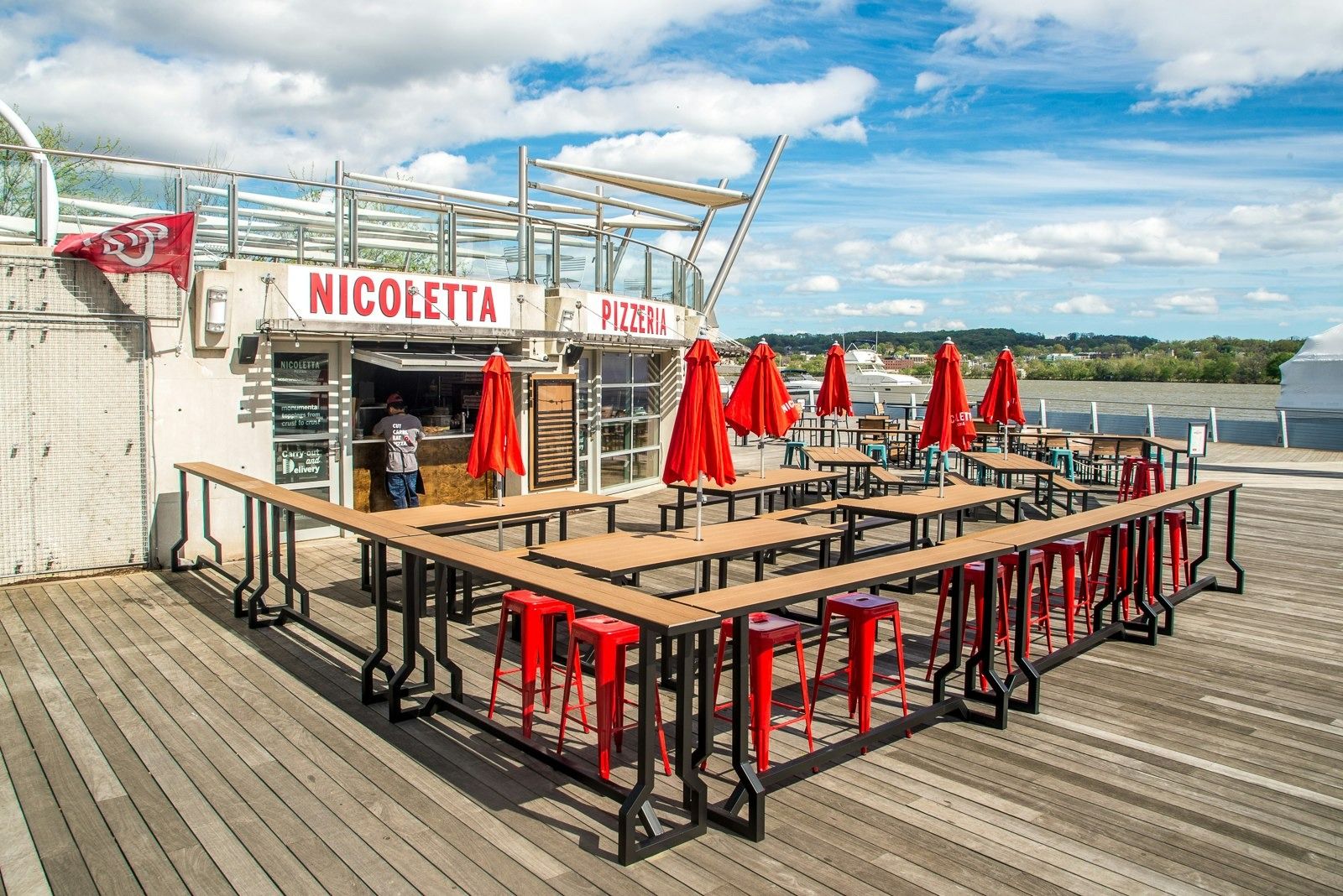 Nicoletta’s Restaurant & Pizzeria