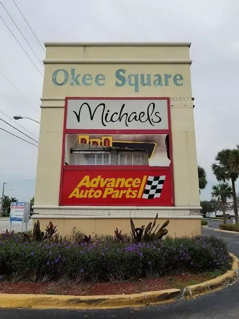 Okee Square 